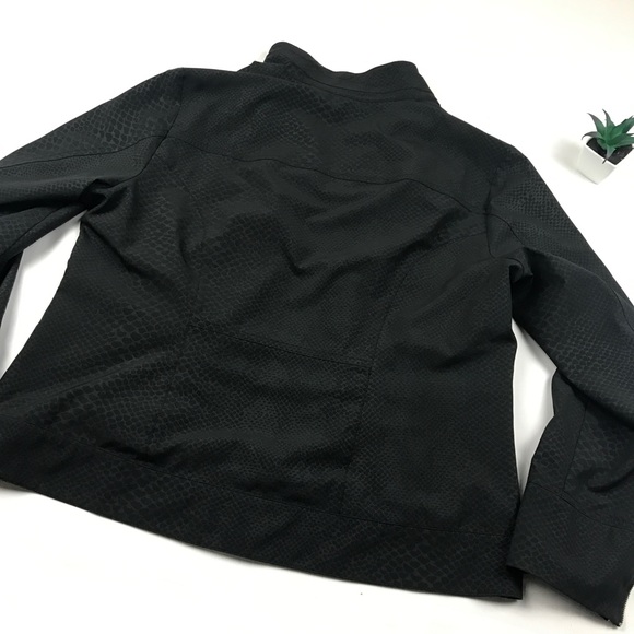 Zenergy by Chico's jacket - Picture 6 of 7